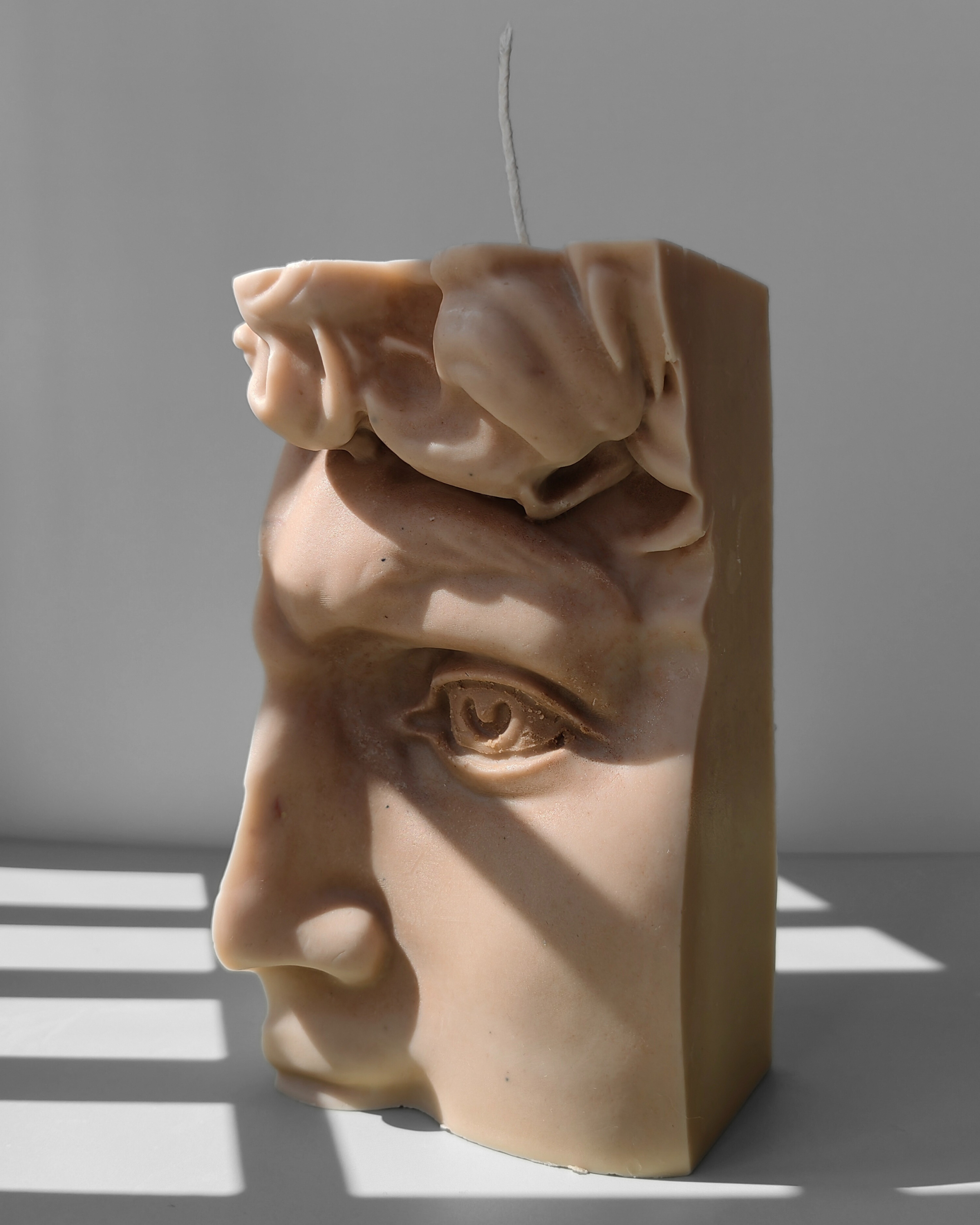 David Half Face Greek Candle