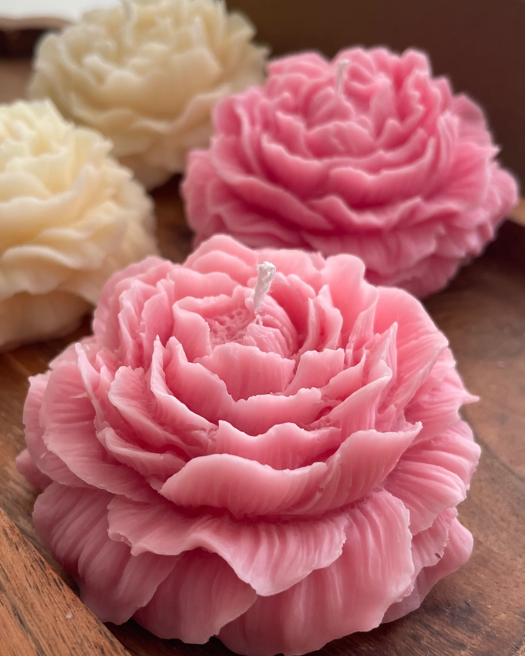 Peony Wild Candle (Medium)